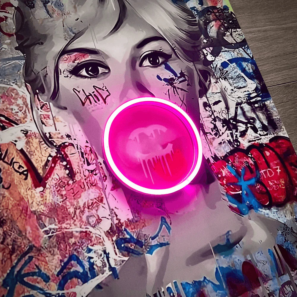 Brigitte Bardot Bubble V.1 LED wall art in Originals LED Wall Art finish - additional product view | KULORI