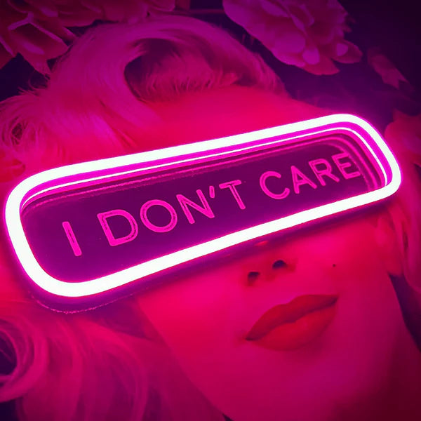 Marilyn I Don't Care LED wall art - additional product view | KULORI