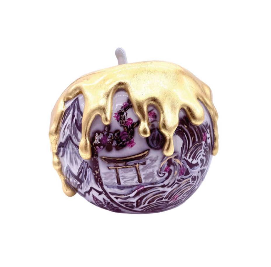 Blossom Melted Apple sculpture in Nature finish - main product view | KULORI