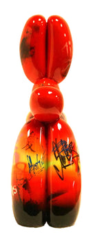 Red and black balloon dog with artistic design | KULORI