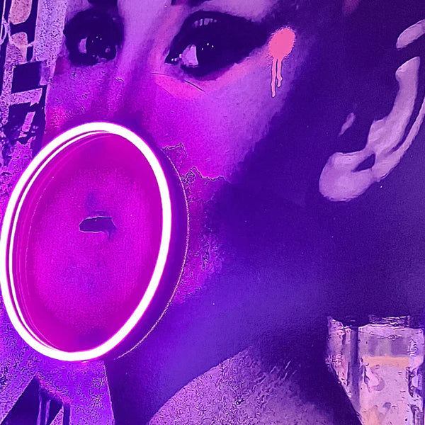 Audrey Bubble V.2 LED wall art in Originals LED Wall Art finish - additional product view | KULORI
