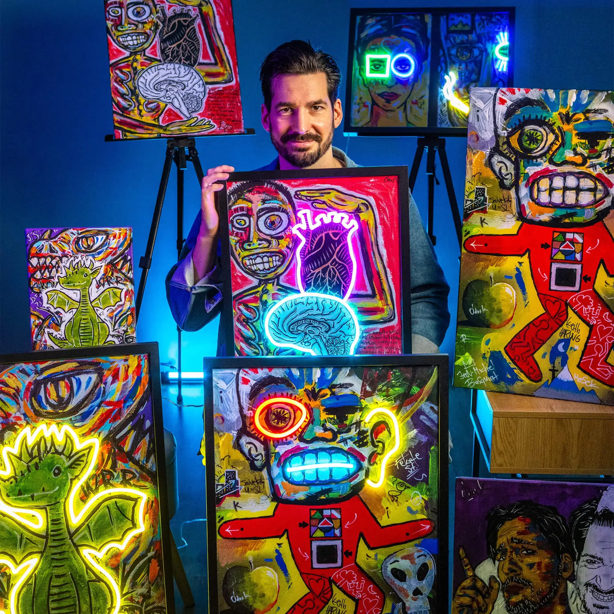 Hommage x Ódor K. LED wall art - alternate product angle | KULORI